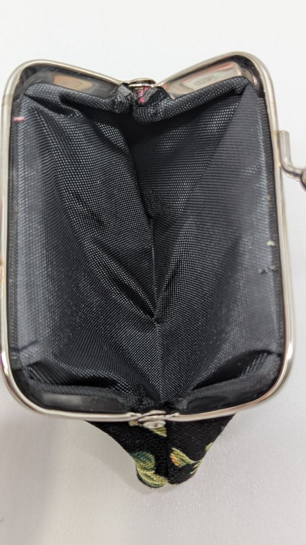 SilTriangle Black Floral Coin Purse Pouch