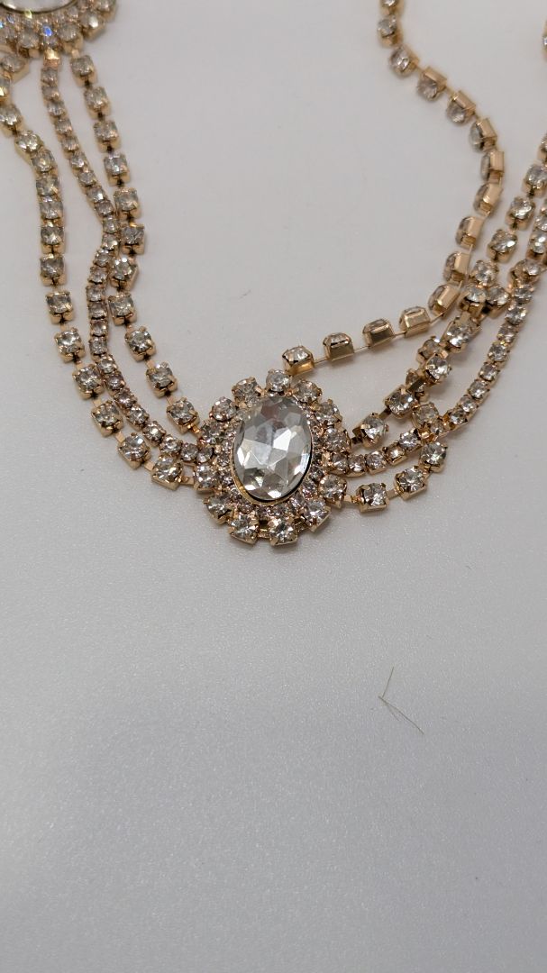 Missgrace Gold/White Faux-Crystal Chain Headpiece