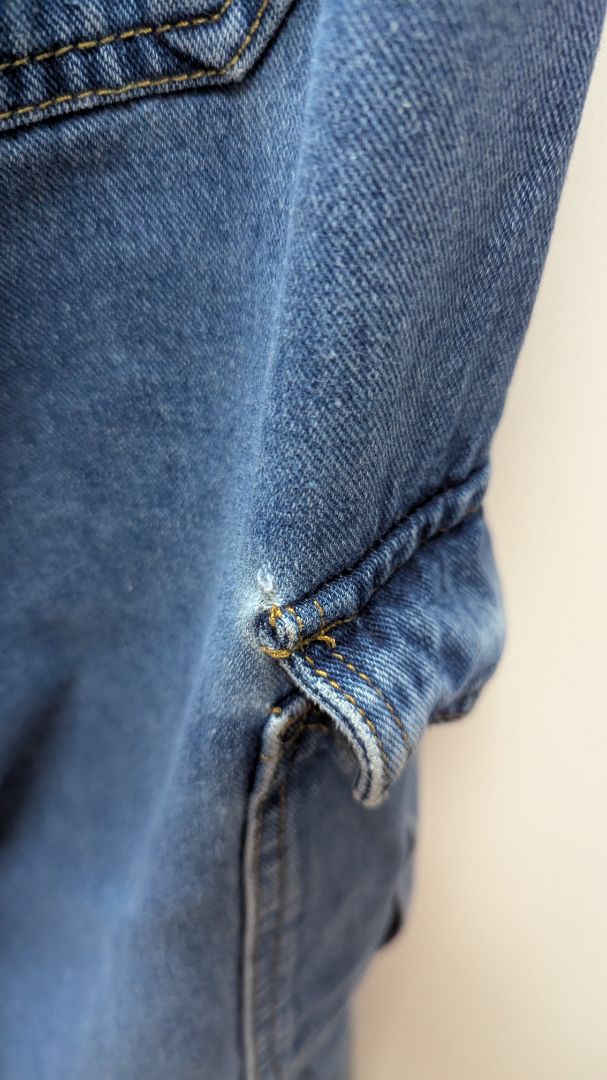 Shein Curve Medium Wash Wide-Leg Cargo Jeans