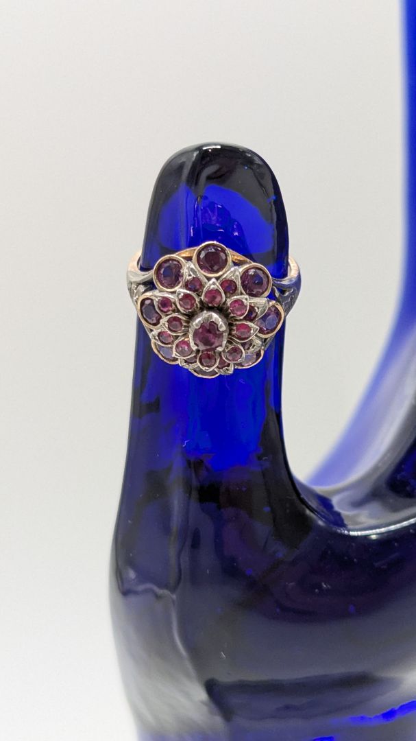 14K Gold/Purple Flower Gemstone Cluster Ring