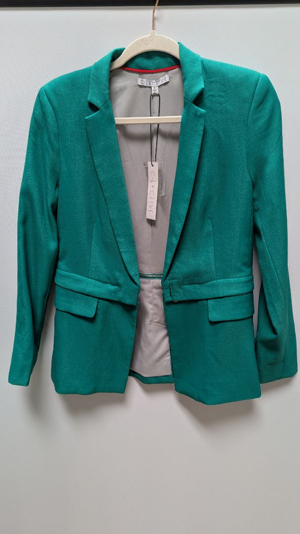 C.LECTIVE Emerald Green Convertible Zippered Blazer