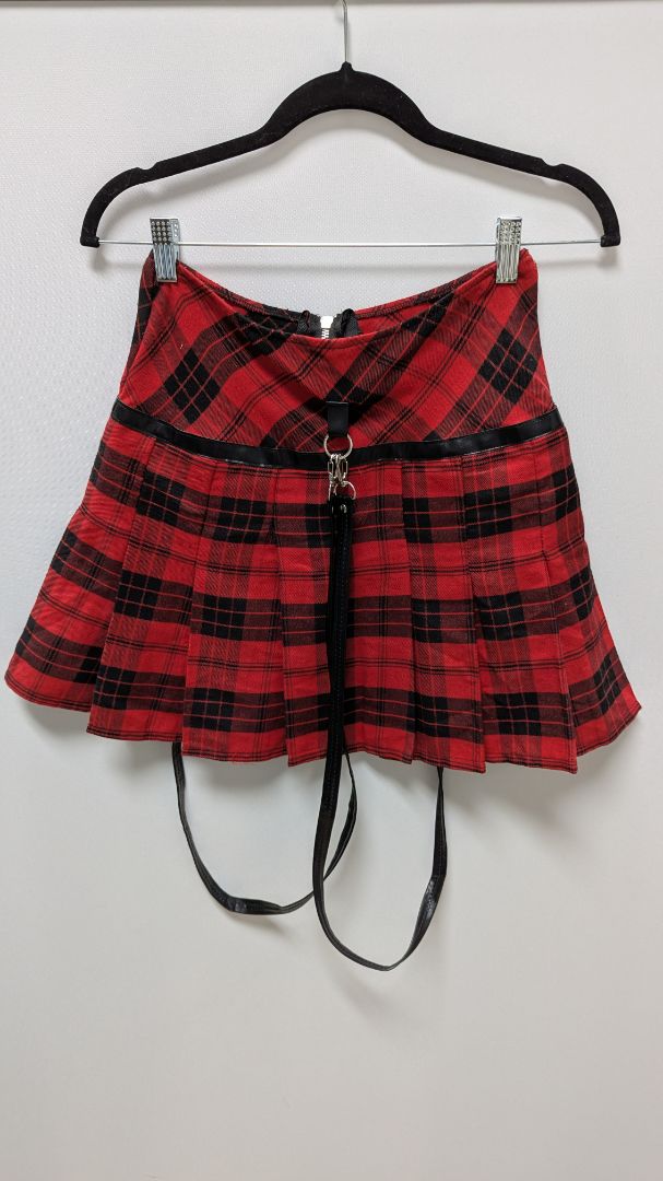 Body Rage Red/Black Plaid Costume Skirt with Suspenders – Recycled Threads