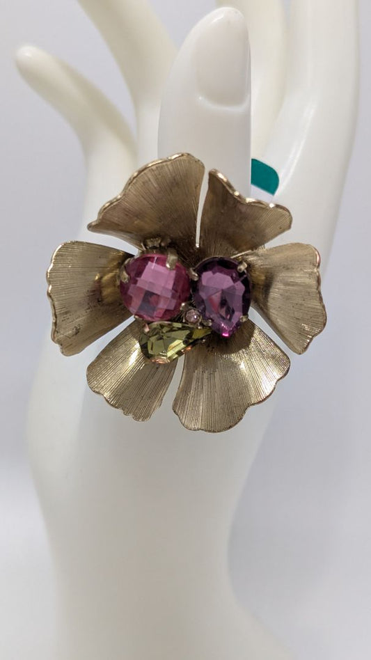 Light Gold-Tone Metal Purple Gemstone Flower Ring