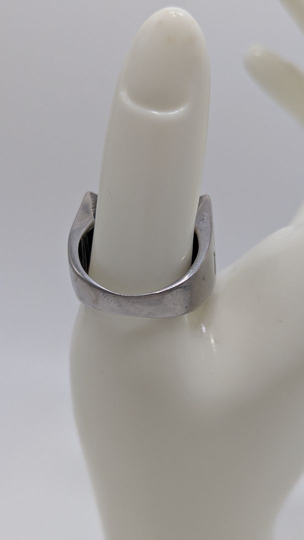 Silver/Black Engraved Cross Ring