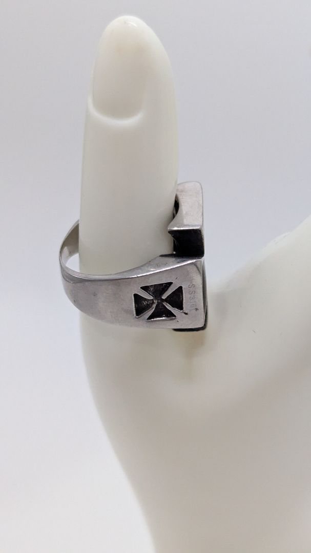 Silver/Black Engraved Cross Ring