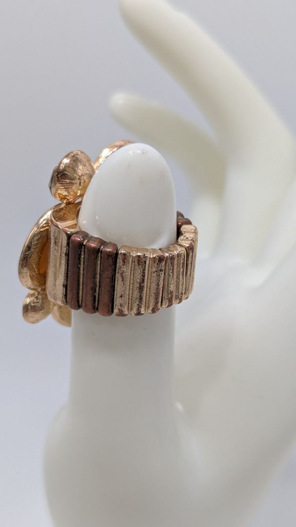 Gold-Tone Yellow Oval Stones Ring