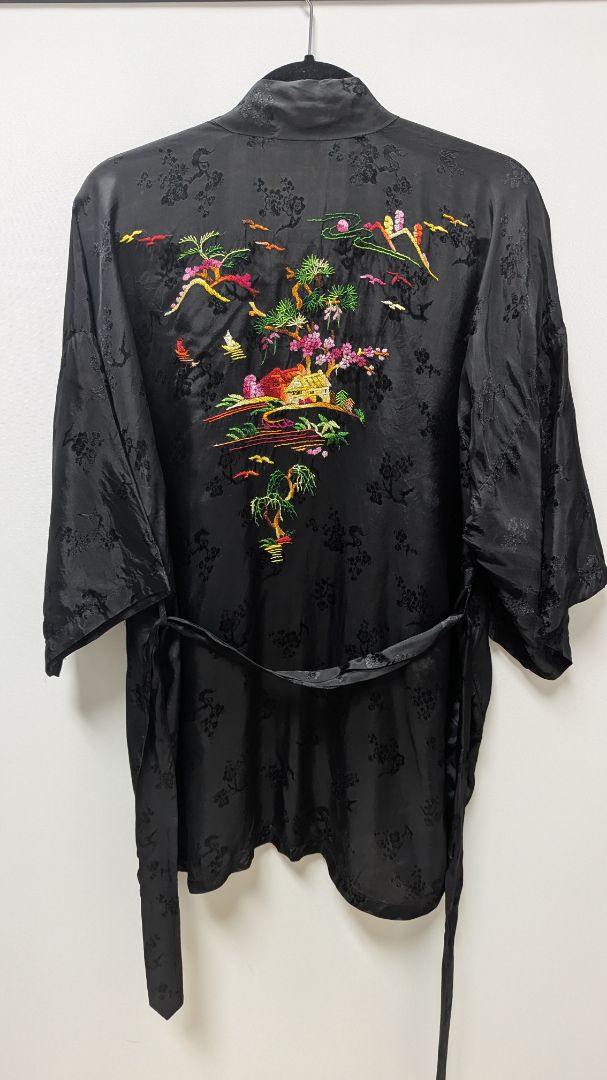 Golden Bee Black Embroidered Kimono Robe