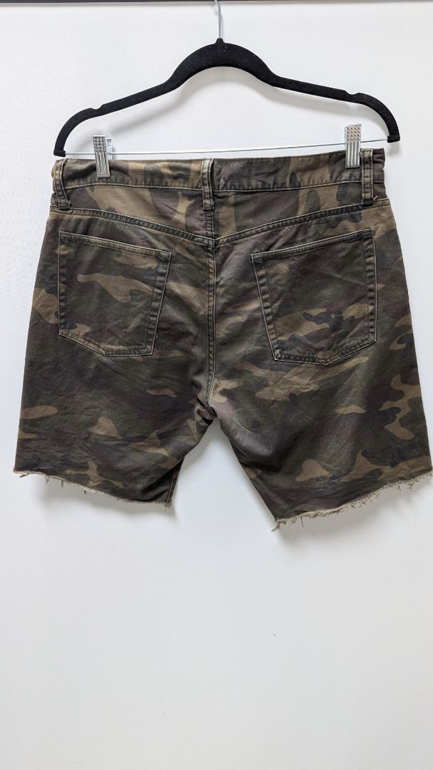 Gap Dark Green Camo Slim Stretch Shorts