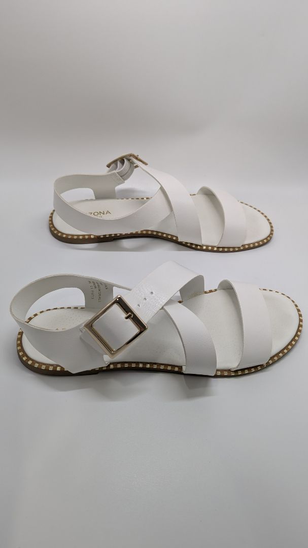 Arizona Jean Co. Ivory AZ MALTA Strappy Sandals