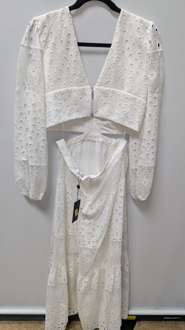 Gianni Bini White Raelynn Embroidered Maxi Dress