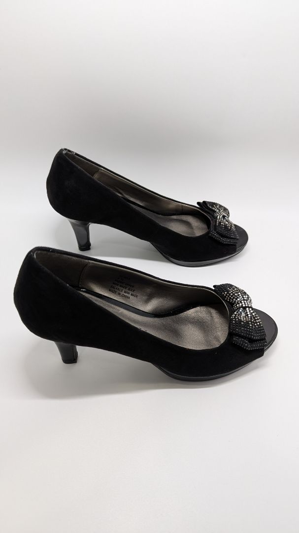 Karen Scott Black Bella Rhinestone Bow Heels
