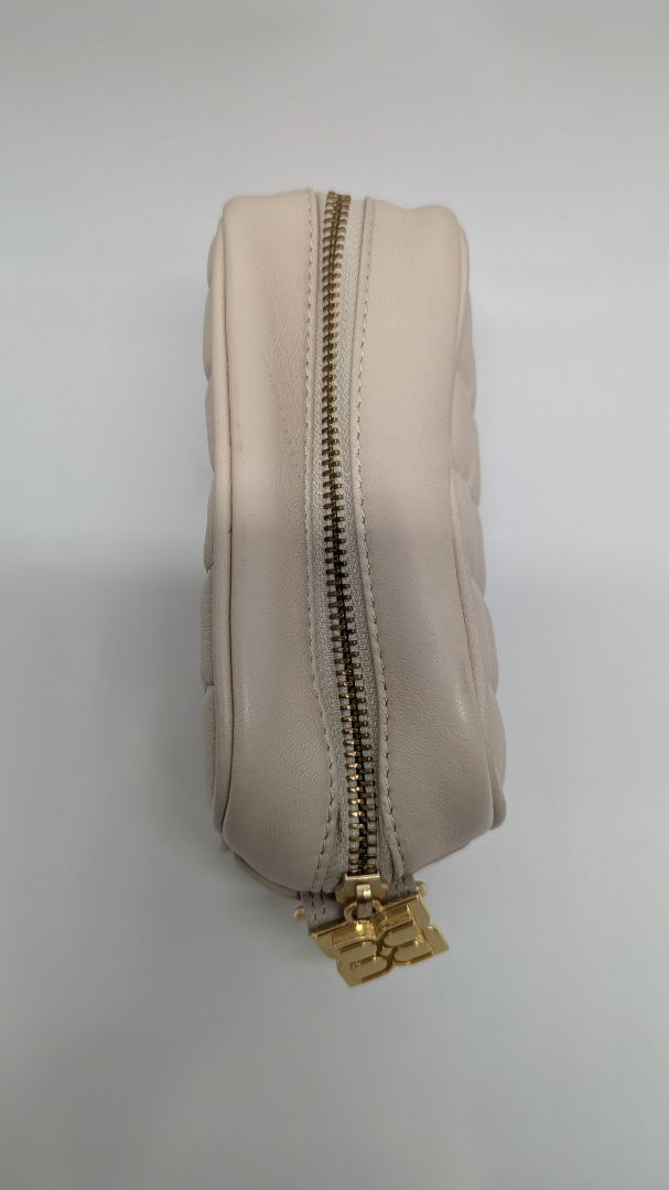 BCBGMAXAZRIA Cream/Gold Quilted Camera Bag Handbag