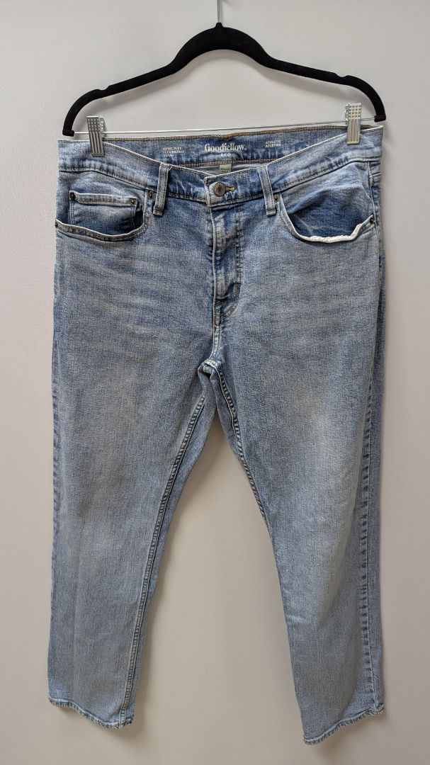 Goodfellow & Co Men's Light Wash Athletic Total Flex Jeans