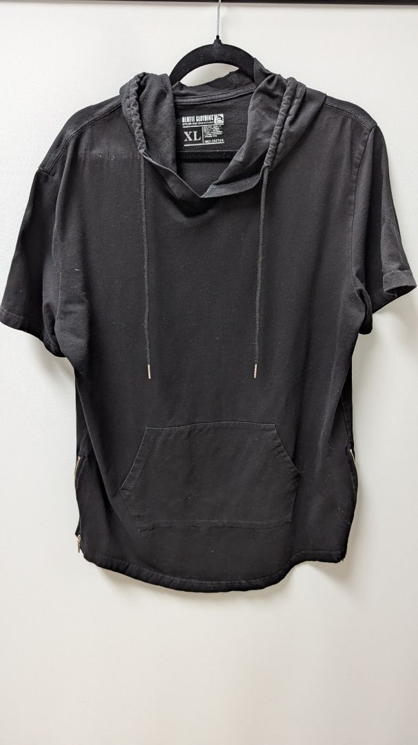 Bertie Clothing Black Short Sleeve Zippered Hoodie