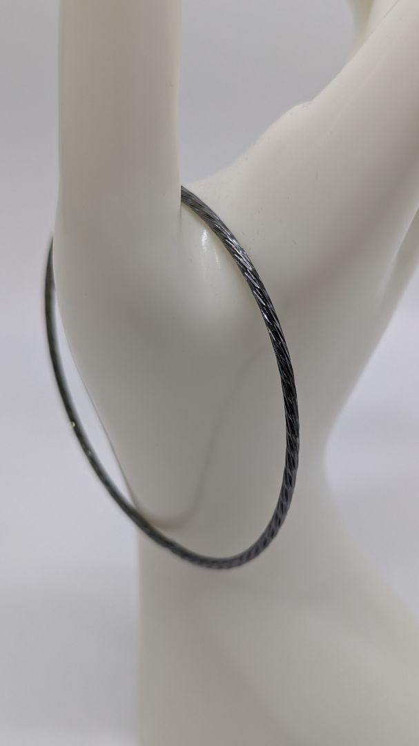 Black-Silver Twisted Texture Metal Bangle Bracelet
