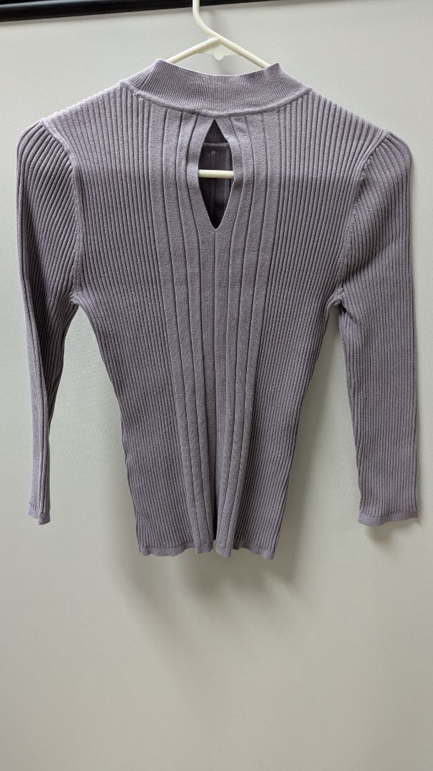 White House Black Market Lavender Ribbed Sweater