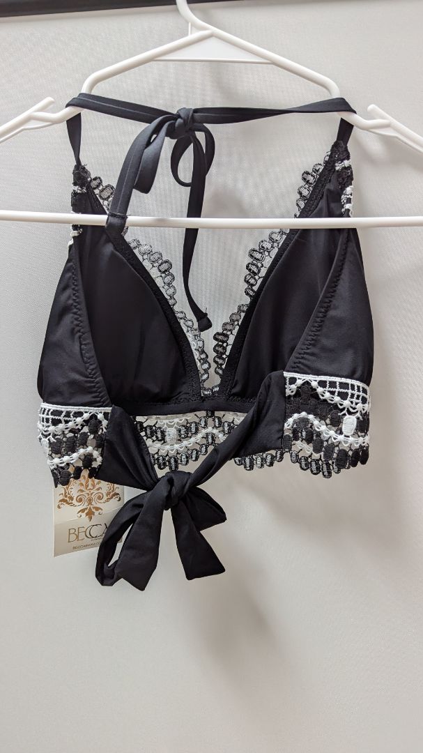 BECCA by Rebecca Virtue Black/White Lace Trim Bikini Top