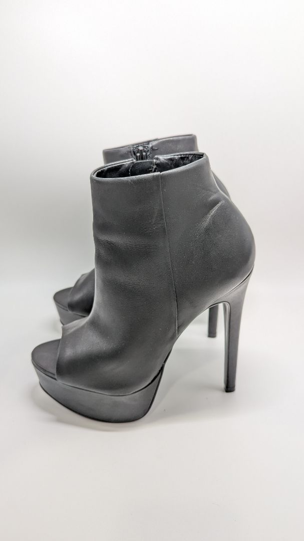 Steve Madden Black Maverick Leather Peep-Toe Ankle Boots