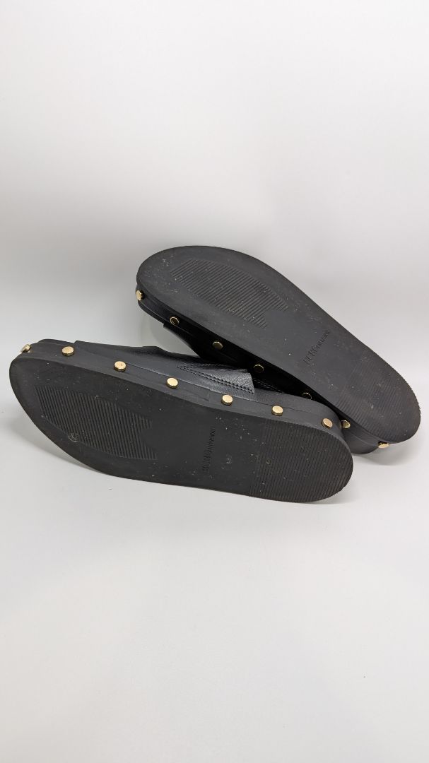 BCBGeneration Black/Gold Bamba Platform Sandals