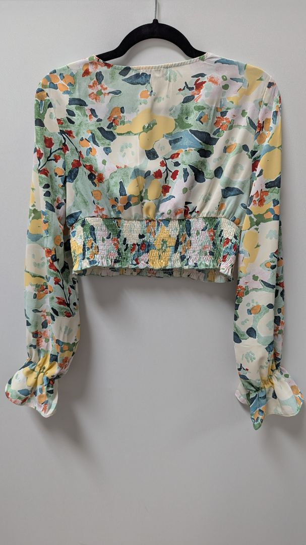 AMBITION Green Floral Long-Sleeve Smocked Crop Top
