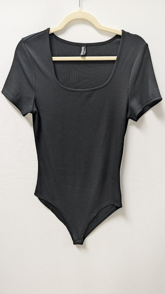BTFBM Black Short-Sleeve Square-Neck Bodysuit