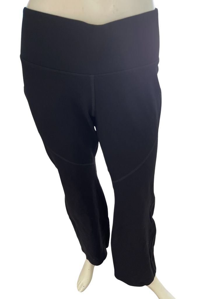 Peter Nygard Black Pull On Active Pants