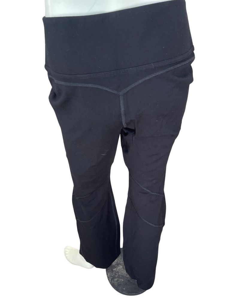 Peter Nygard Black Pull On Active Pants