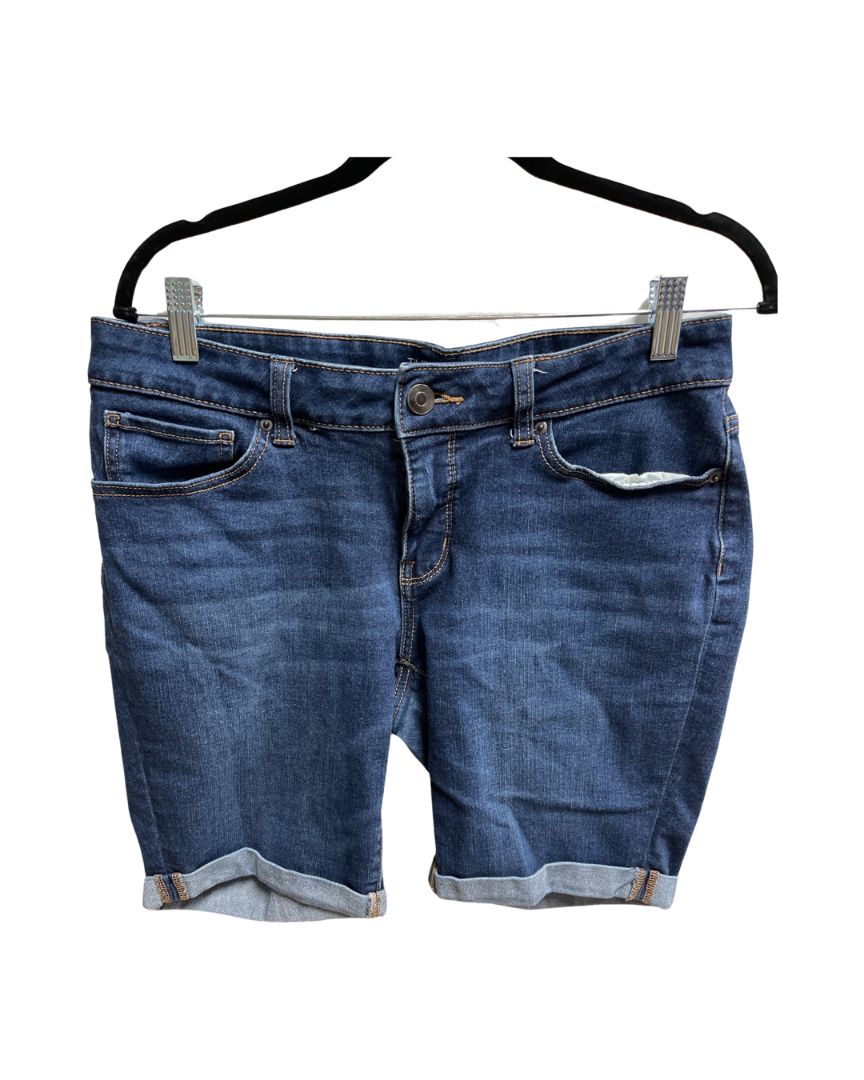 Time and Tru Dark Blue Jean Mid-Rise Cuffed Shorts