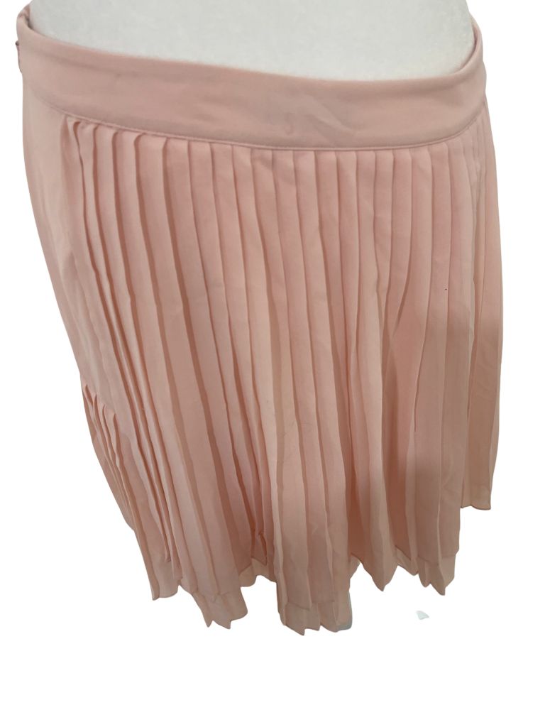 Vince Camuto Pink Pleated Tiered Knee Length Skirt