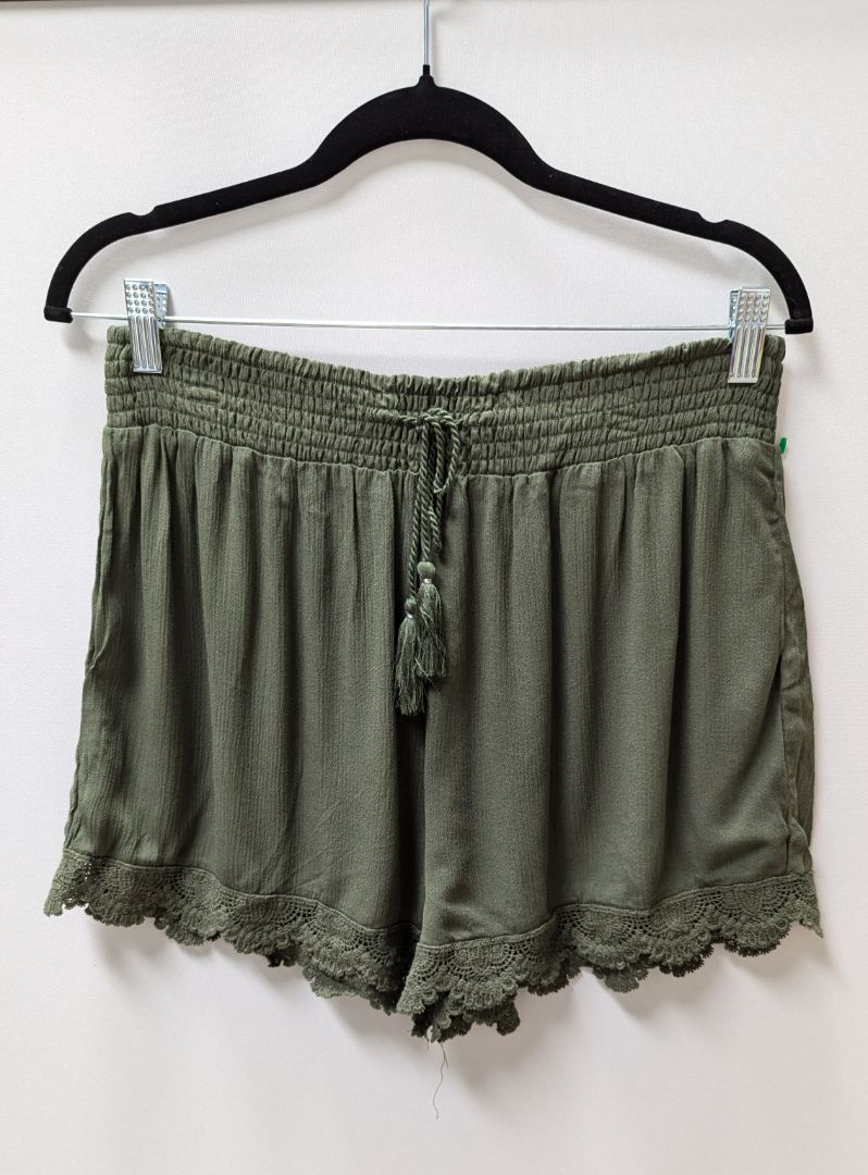 Mudd Dark Green Lace Shorts