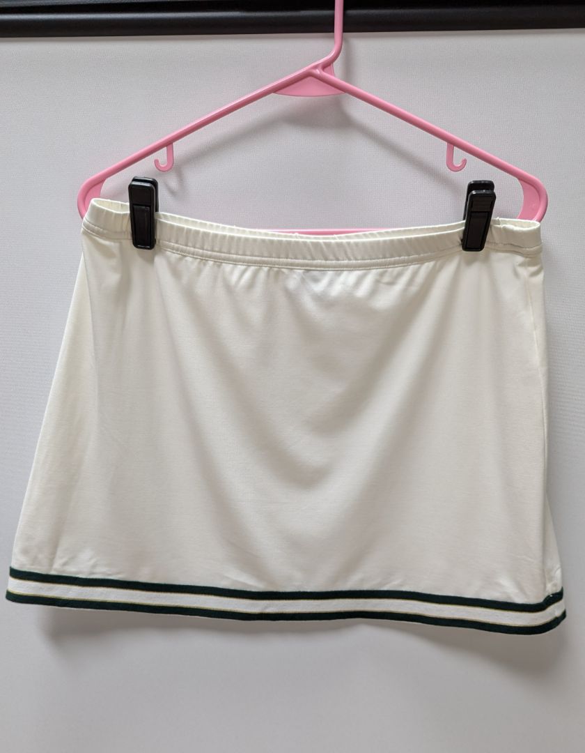 Tail Tech White/Dark Green Trimmed Active Skirt