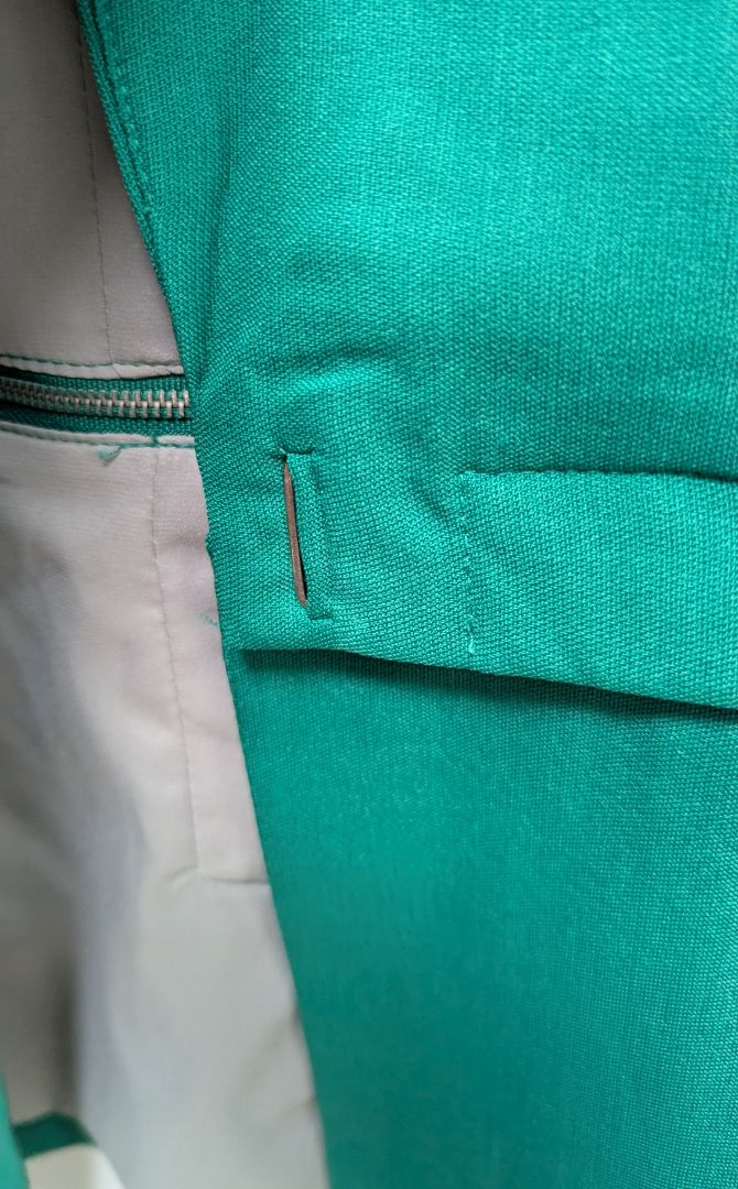 C.LECTIVE Emerald Green Convertible Zippered Blazer