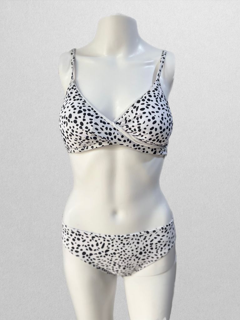 Black/White Polka Dot Bikini Top and Bottom